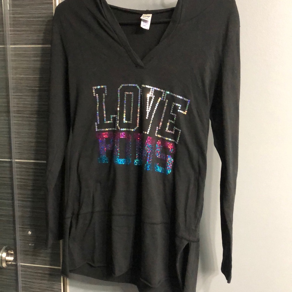 Long sleeve hooded shirt. Black. Says “LOVE POMS”